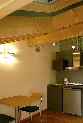 la kitchenette du studio sous les toits